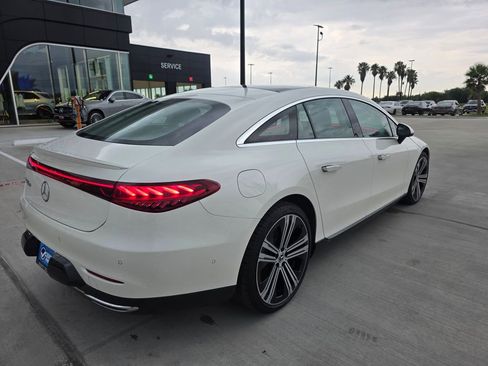 Used 2023 Mercedes-Benz EQS 450+ Sedan image 7