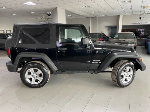 Used 2013 Jeep Wrangler Sport w/ Connectivity Group image 8