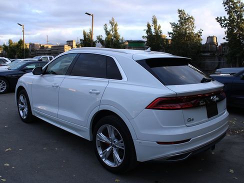 Used 2019 Audi Q8 Premium Plus w/ Premium Plus AWD/4WD image 6