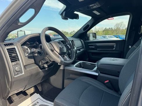 Used 2022 RAM 1500 Classic Warlock w/ Ceramic Gray Warlock Package AWD/4WD image 13