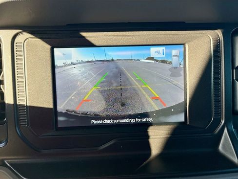 Used 2022 Ford Bronco Big Bend image 14