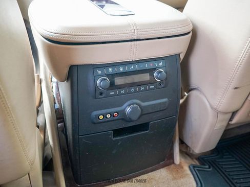 Used 2009 Cadillac Escalade AWD image 55