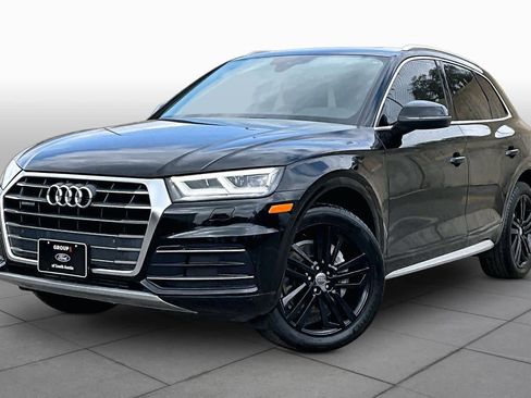 Used 2019 Audi Q5 2.0T Premium Plus w/ Premium Plus Package image 2