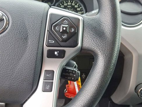 Used 2018 Toyota Tundra SR5 image 23