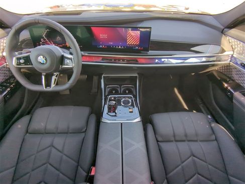 Certified 2026 BMW 740i xDrive image 16