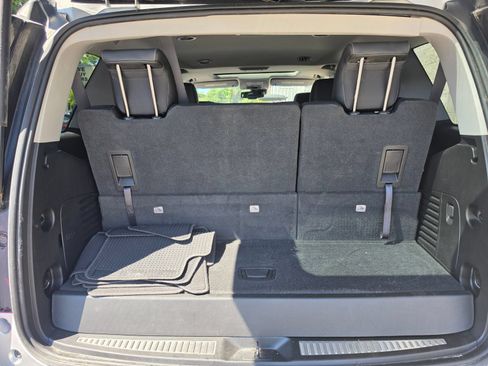 Used 2019 Chevrolet Tahoe LT w/ RST Edition AWD/4WD image 9