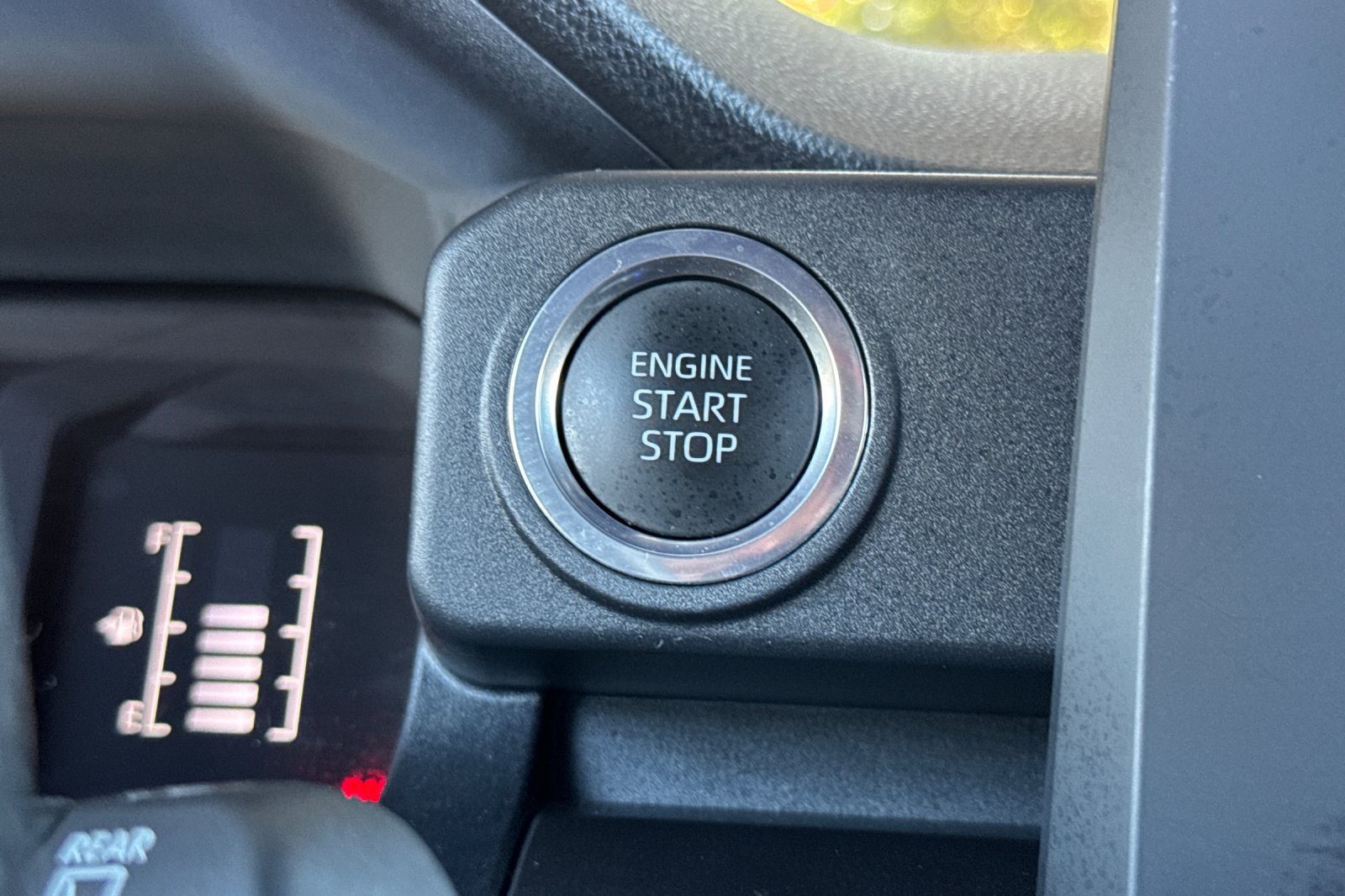 Certified 2025 Toyota 4Runner SR5 AWD/4WD image 28