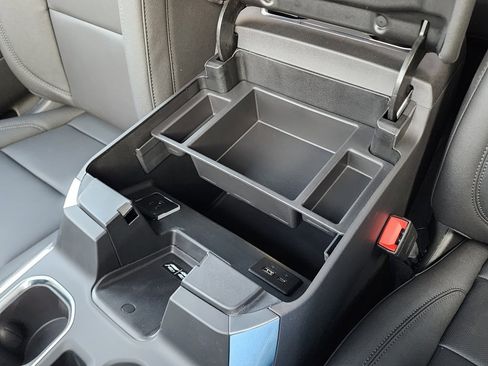 New 2026 GMC Sierra 1500 SLT w/ SLT Premium Plus Package image 32