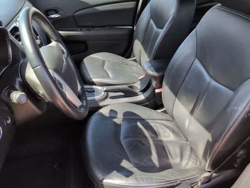 Used 2013 Chrysler 200 Limited FWD image 15
