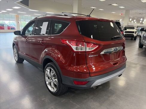 Used 2016 Ford Escape Titanium w/ Equipment Group 301A AWD/4WD image 5