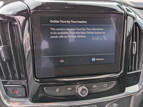 Used 2023 Chevrolet Traverse LT w/ Rear Camera Mirror Package AWD/4WD image 14