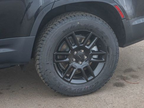 New 2026 Land Rover Defender 130 S AWD/4WD image 10