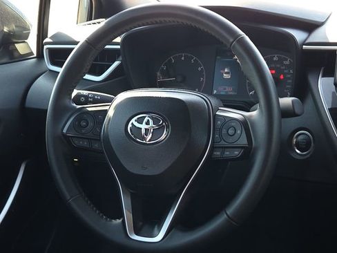 Used 2025 Toyota Corolla SE image 14