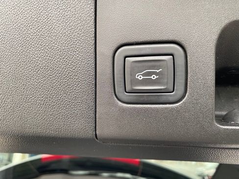 Used 2024 Cadillac XT5 Premium Luxury image 8