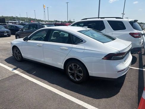 Used 2024 Honda Accord EX image 3