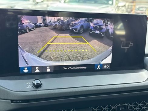 Used 2024 Honda Accord Sport image 10