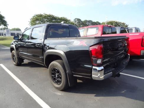 Used 2023 Toyota Tacoma SR5 w/ SX Package AWD/4WD image 5