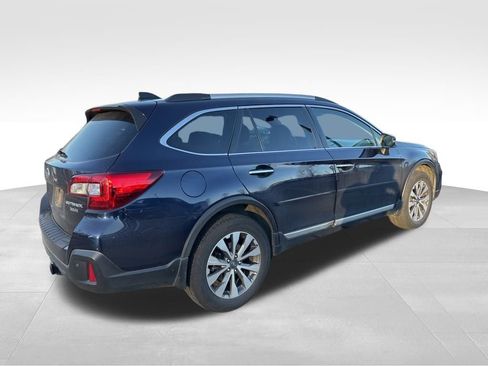 Used 2018 Subaru Outback 3.6R Touring w/ Protection Package #1 image 9
