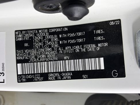 Used 2023 Toyota 4Runner TRD Off-Road Premium image 9