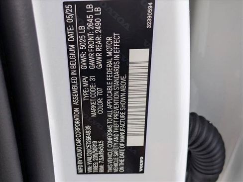 New 2026 Volvo XC40 B5 Plus w/ Protection Package Premier image 20