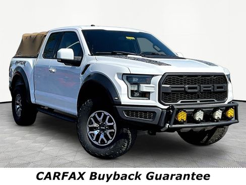 Used 2017 Ford F150 Raptor w/ Equipment Group 802A Luxury AWD/4WD image 3