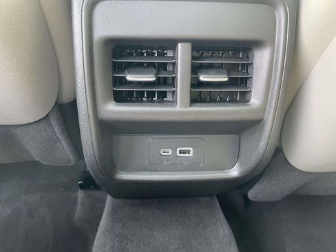 Certified 2023 Cadillac XT4 Luxury image 15