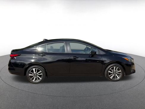 Used 2025 Nissan Versa SV FWD image 16