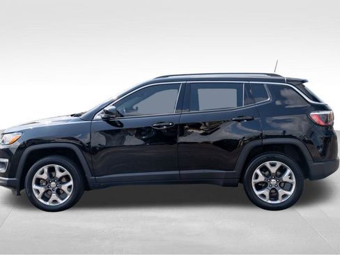 Used 2021 Jeep Compass Limited w/ Elite Interior Group image 4