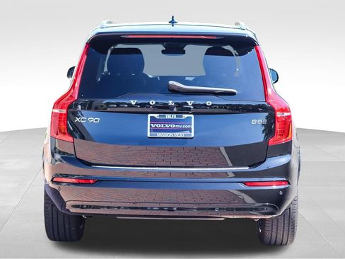 Used 2023 Volvo XC90 B5 Core w/ Protection Package Premier AWD/4WD image 7