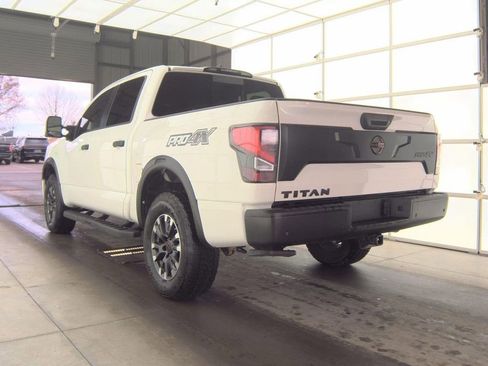 Used 2024 Nissan Titan PRO-4X w/ Pro-4x Convenience Package image 3