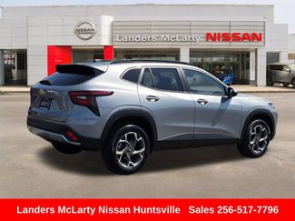 Used 2025 Chevrolet Trax LT FWD video 3
