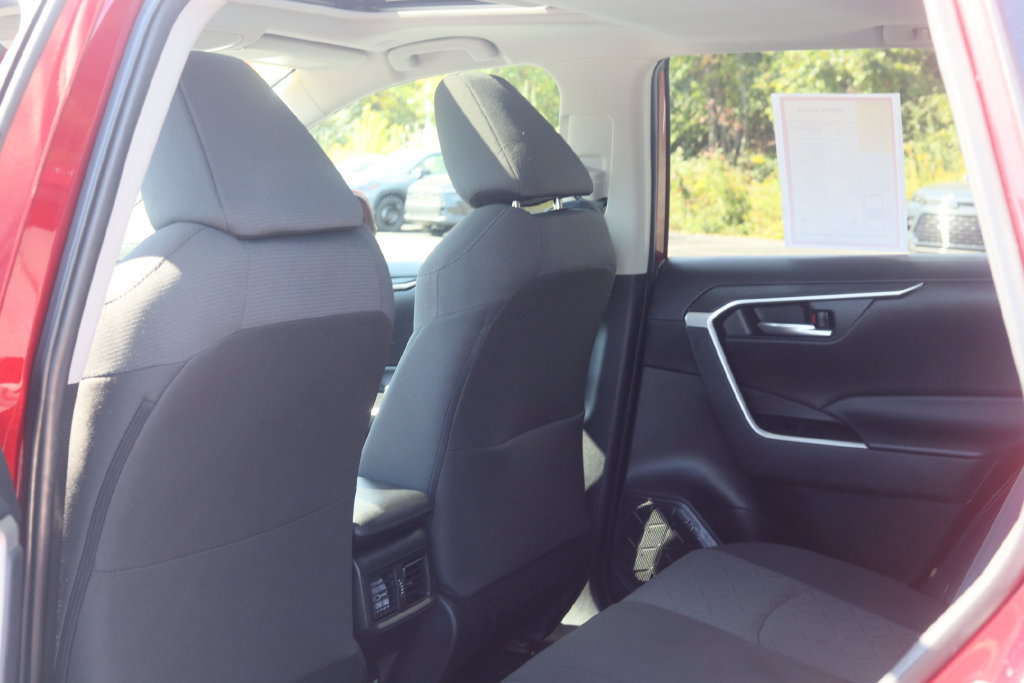 Used 2023 Toyota RAV4 XLE w/ Convenience Package AWD/4WD image 17