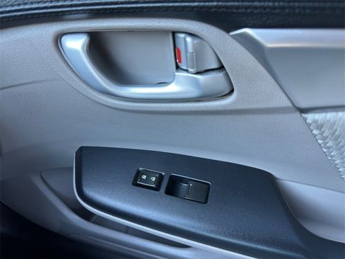 Used 2014 Honda Civic EX image 32