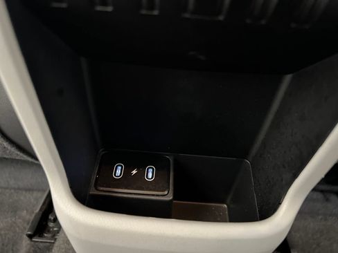 Used 2025 Hyundai Kona SEL FWD image 22