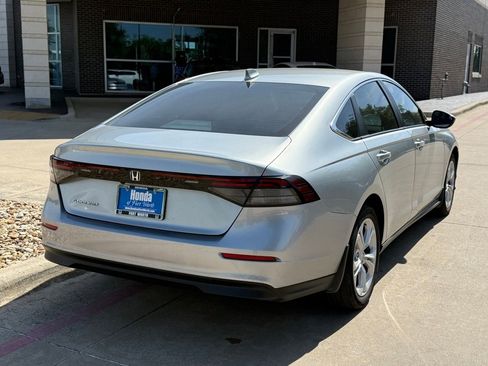 Used 2024 Honda Accord LX image 5