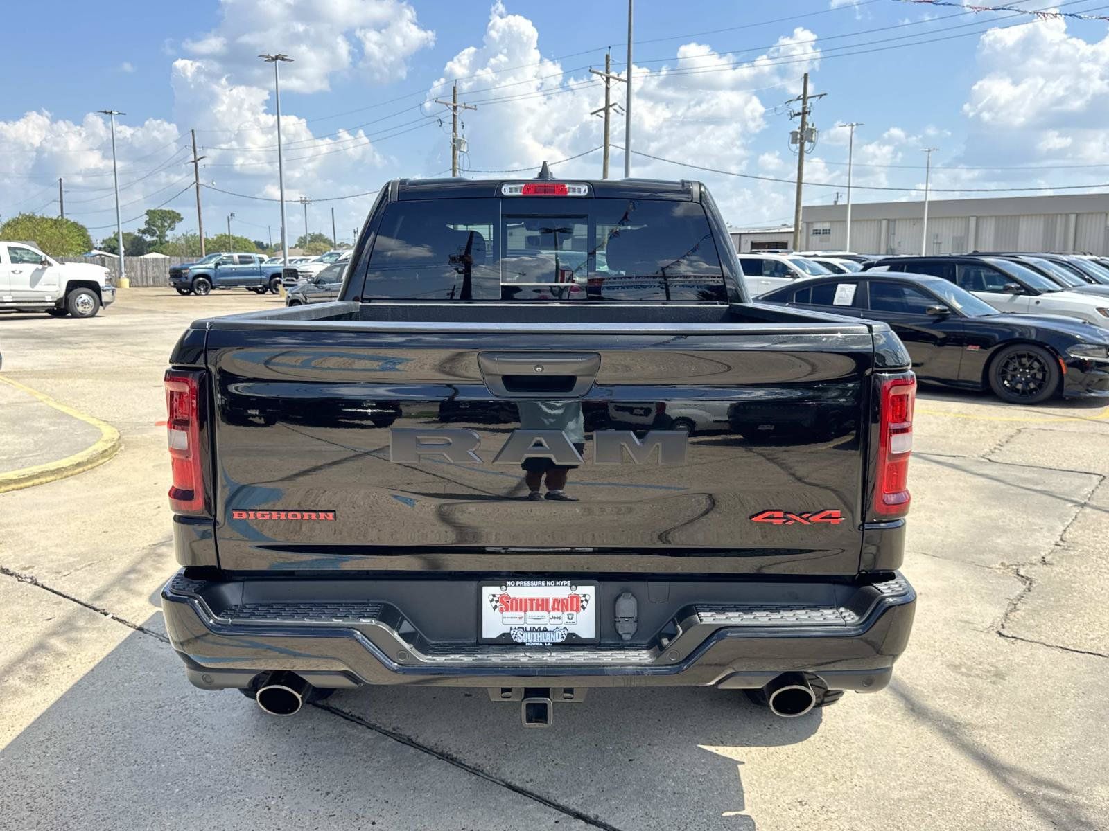 Used 2025 RAM 1500 Big Horn AWD/4WD image 6