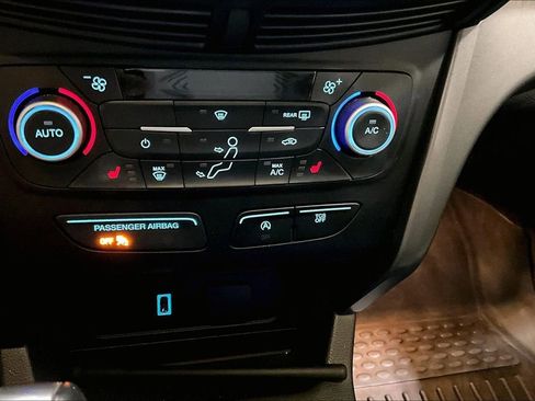 Used 2018 Ford Escape SEL image 15