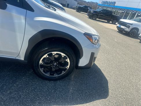 Used 2023 Subaru Crosstrek 2.0i AWD/4WD image 34