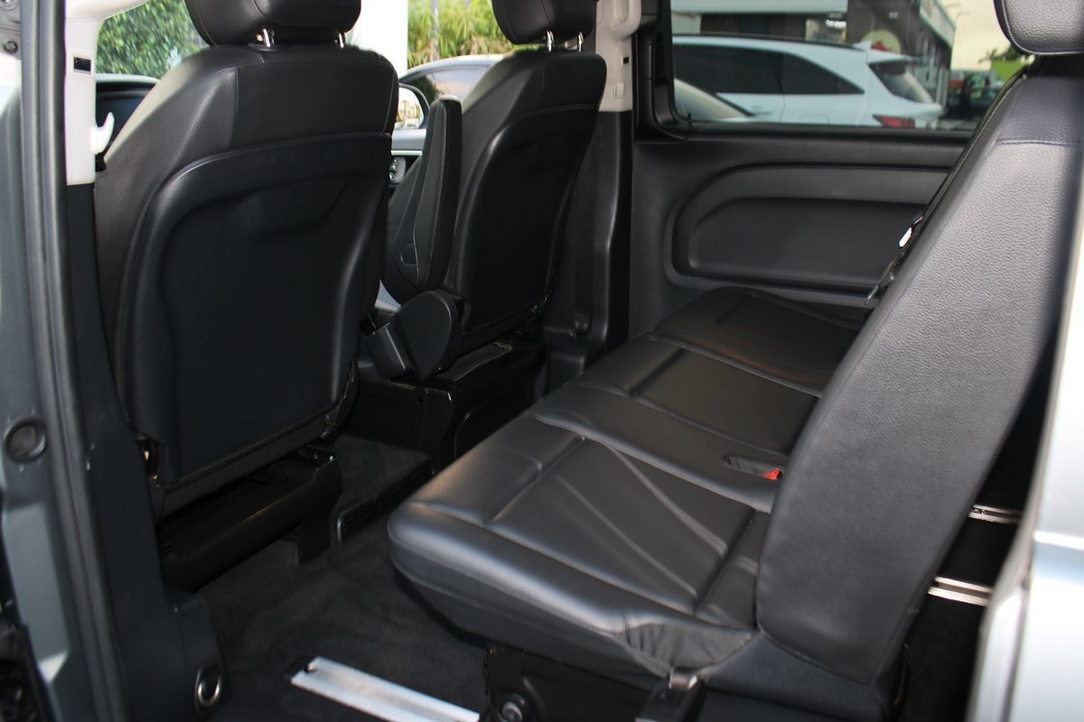 Used 2021 Mercedes-Benz Metris Passenger image 28