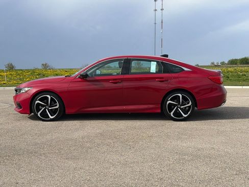 Used 2021 Honda Accord Sport image 25