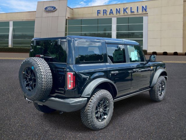 New 2026 Ford Bronco Badlands w/ Black Appearance Package AWD/4WD image 7