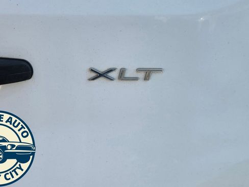 Used 2017 Ford Transit 350 XLT RWD image 28