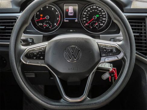 Used 2020 Volkswagen Atlas Cross Sport S image 26