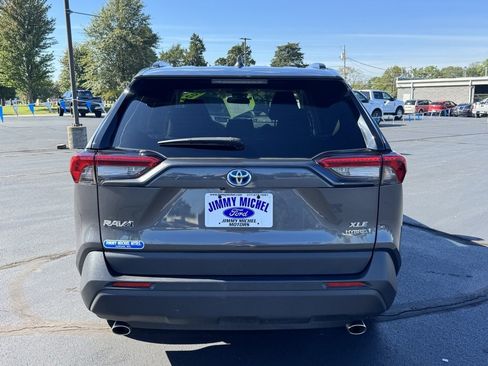 Used 2024 Toyota RAV4 XLE image 22