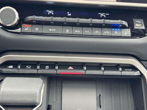 New 2026 Toyota Tundra Limited image 13