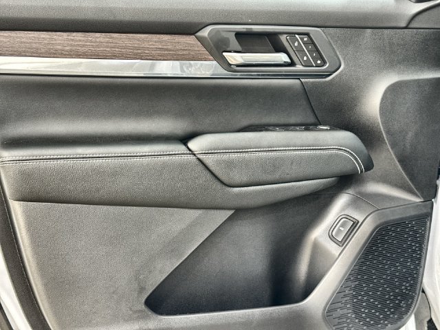 New 2027 GMC Terrain Denali w/ LPO, Floor Liner Package AWD/4WD image 22