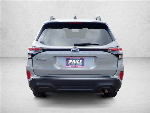 Used 2026 Subaru Forester Premium w/ Base/Premium Package AWD/4WD image 3