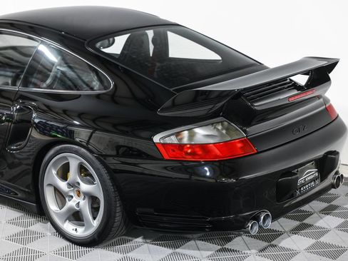 Used 2003 Porsche 911 GT2 RWD image 13