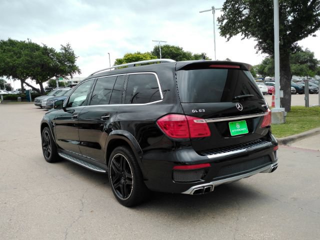 Used 2015 Mercedes-Benz GL 63 AMG 4MATIC image 9