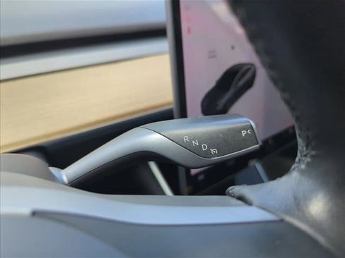 Used 2019 Tesla Model 3 Standard Range Plus RWD image 8